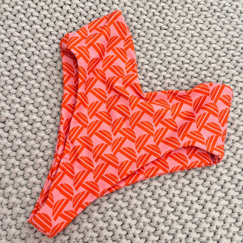 Skatie• ‘Melly’ Bikini Bottom in TROPICANA - Picture 2 of 11